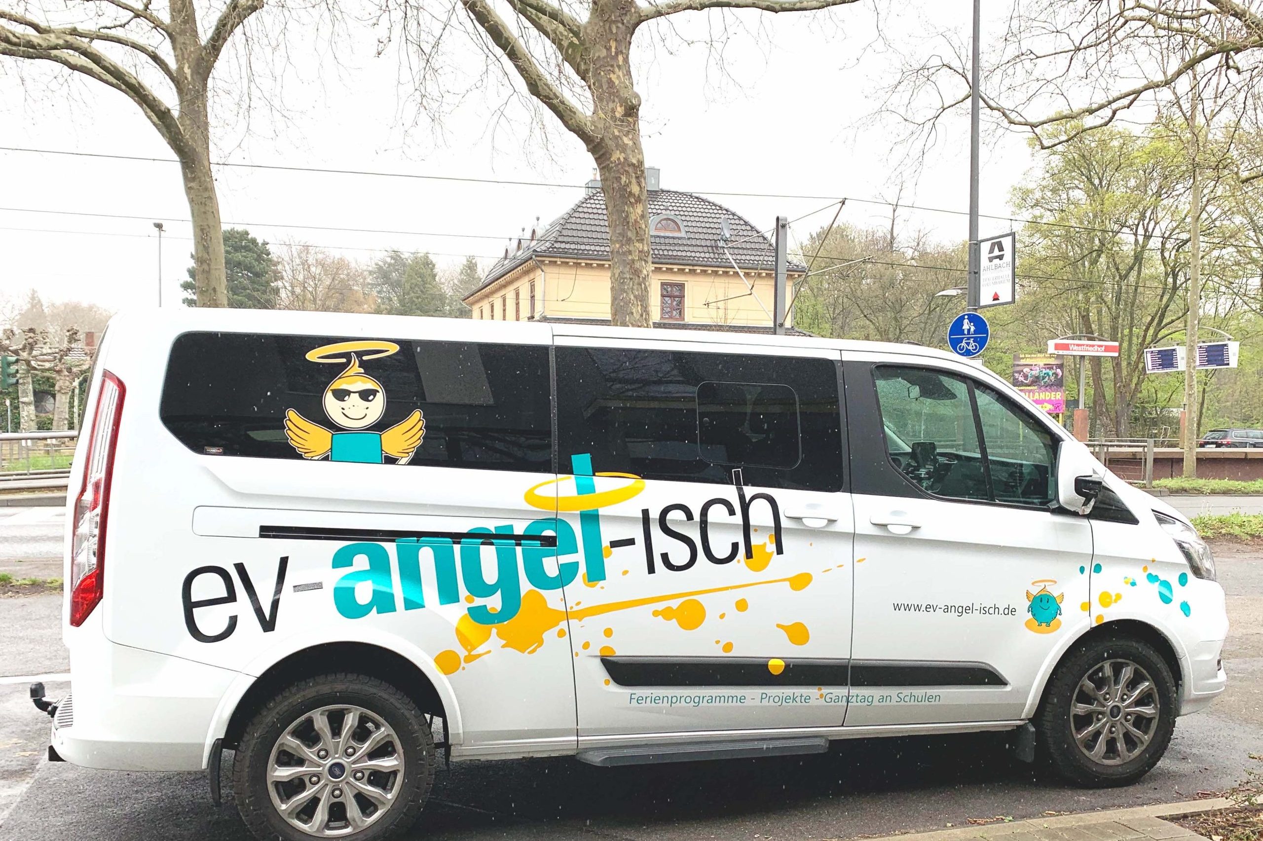 cropped-Paenzmobil-scaled-1.jpg